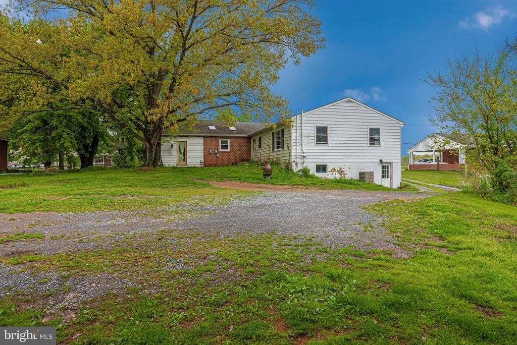 Photo of 8123 BALL ROAD