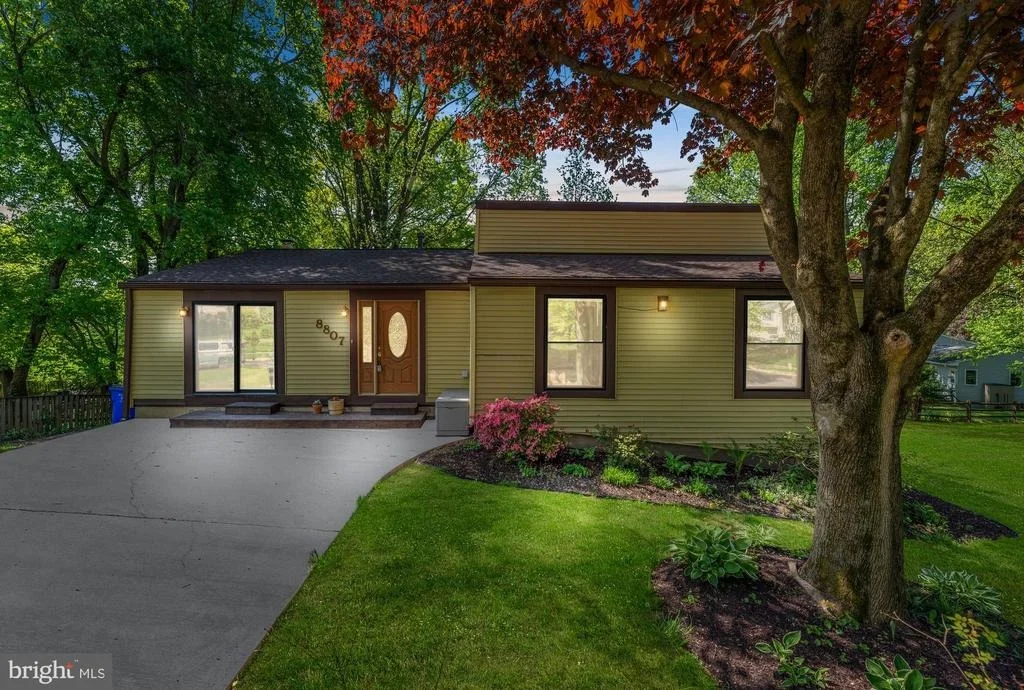Photo of 8807 DRYSTRAW DRIVE