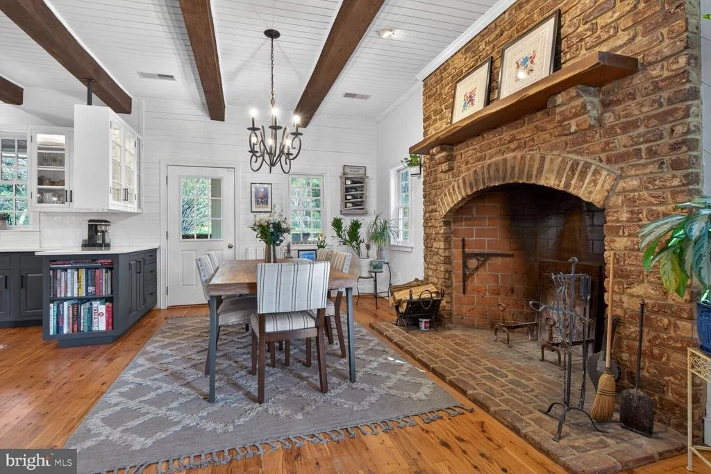 Photo of 17641 RAVEN ROCKS ROAD