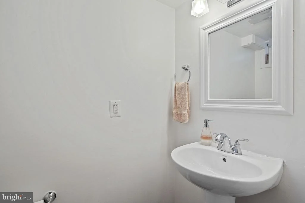 Photo of 5618 MILLWHEEL PLACE