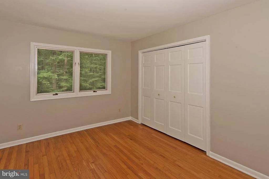 Photo of 7101 WOLF DEN ROAD
