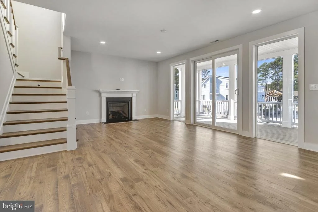 Photo of 662 TINGLE AVENUE