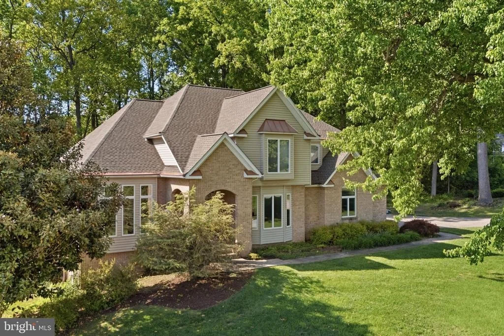 Photo of 1809 SPARKS DRIVE