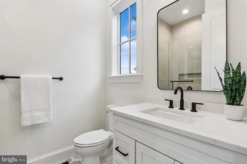 Photo of 6217 PLAINVIEW ROAD