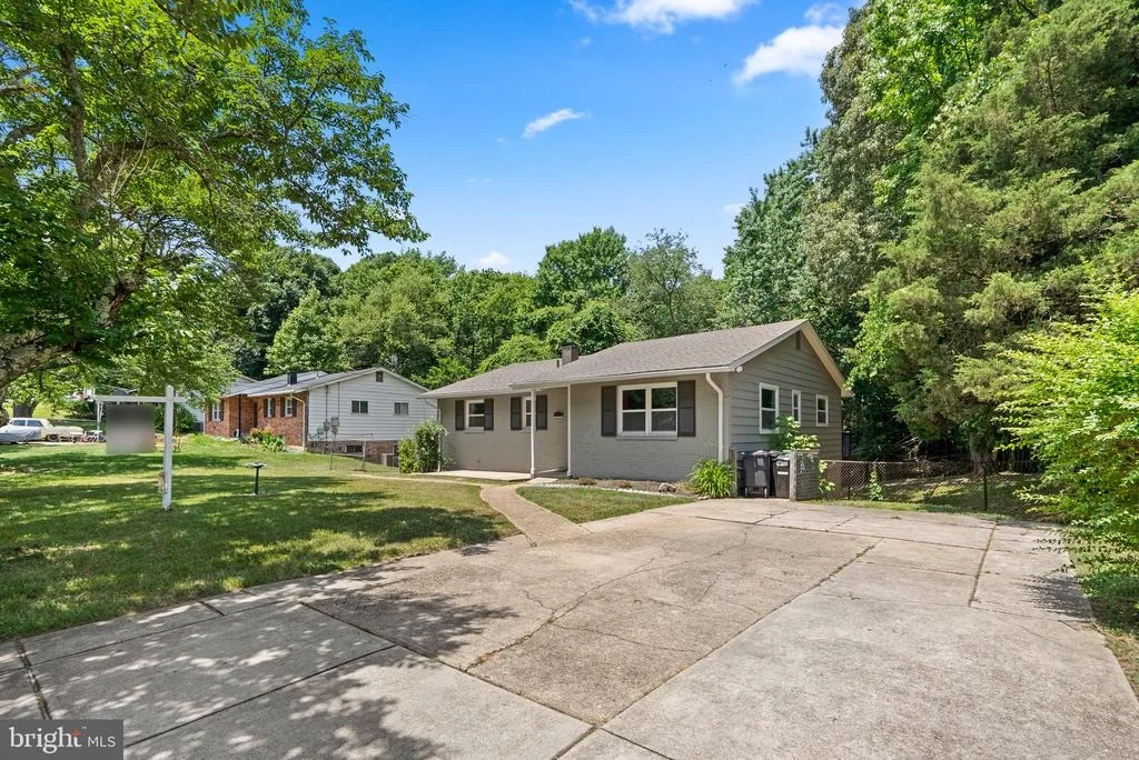 Photo of 5010 THUMAN DRIVE