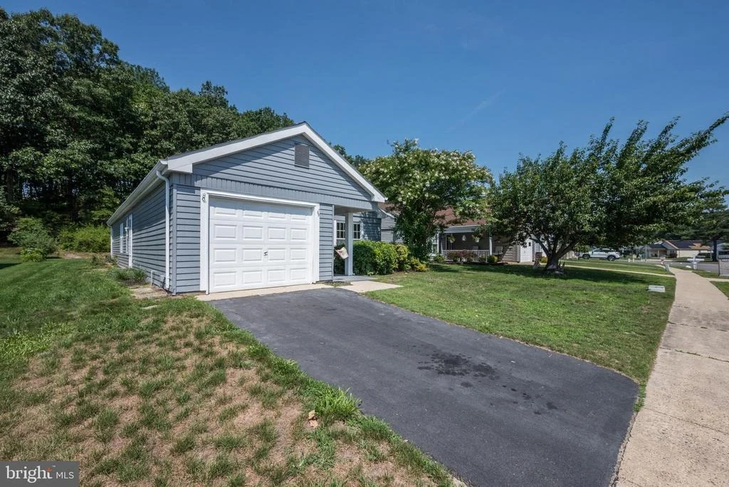 Photo of 116 BUCKINGHAM DRIVE