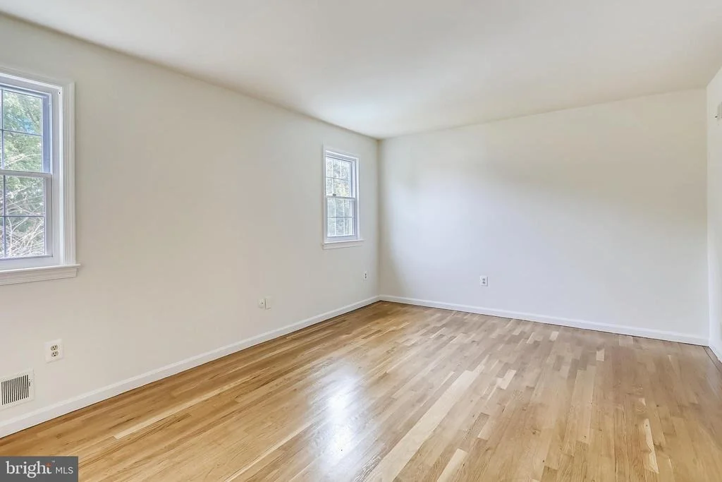 Photo of 14825 NOTLEY ROAD