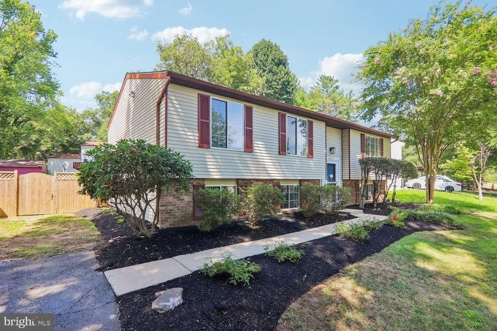 Photo of 6612 SEWARD ROAD