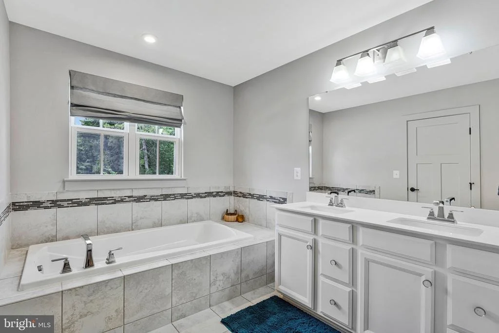 Photo of 238 NORMA DEAN DRIVE