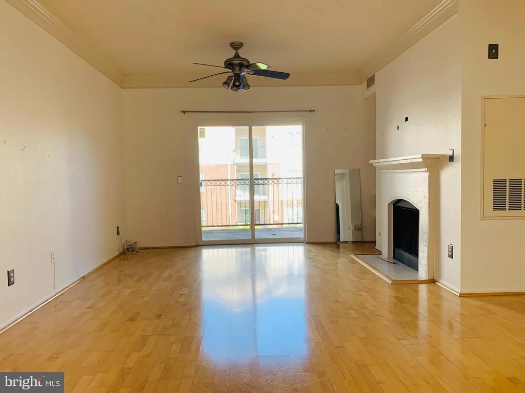 Photo of Unit 7211 at 1570 SPRING GATE DRIVE