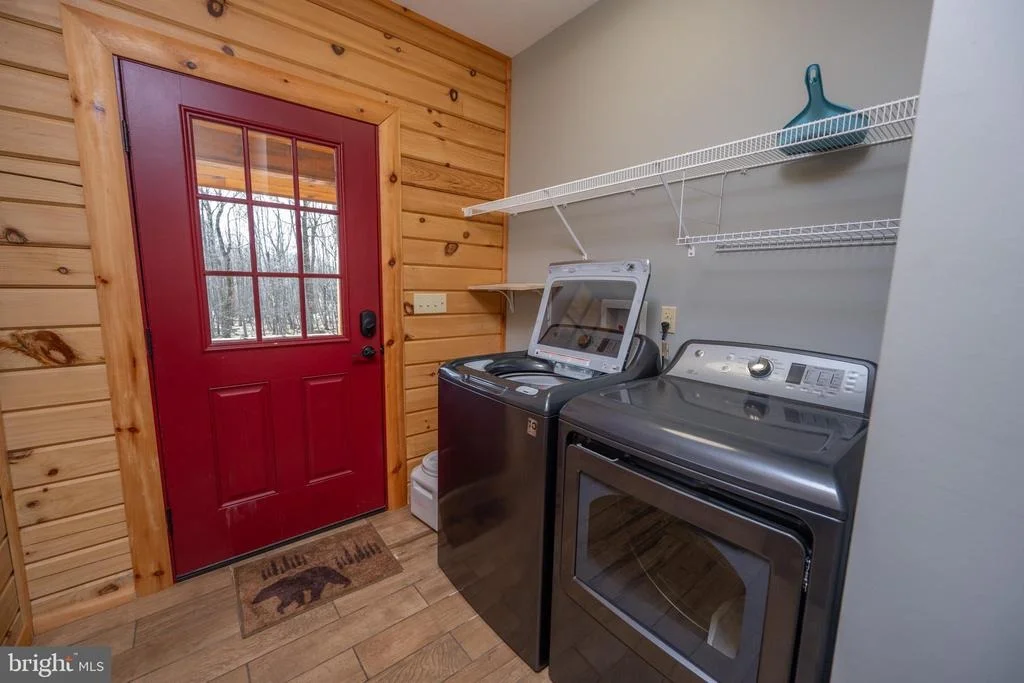 Photo of 276 SUNDANCE WAY