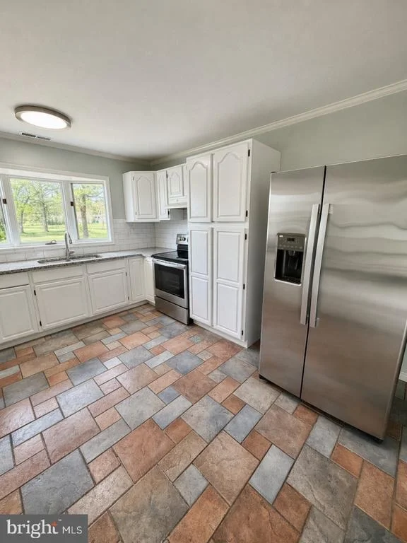 Photo of 3582 MEADOW BRIDGE ROAD