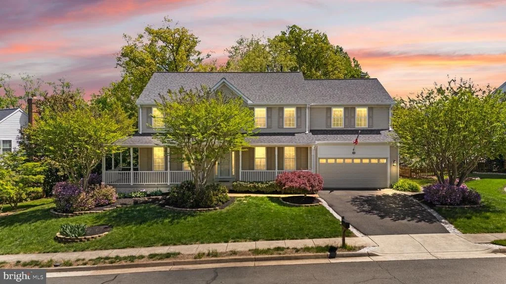 Photo of 817 KENNETH PLACE SE