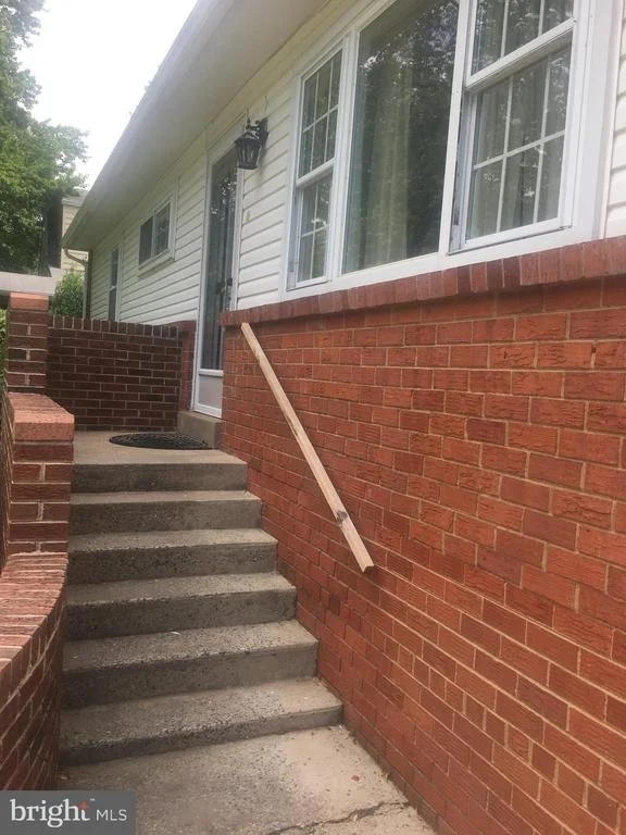 Photo of 3302 MOLINE ROAD