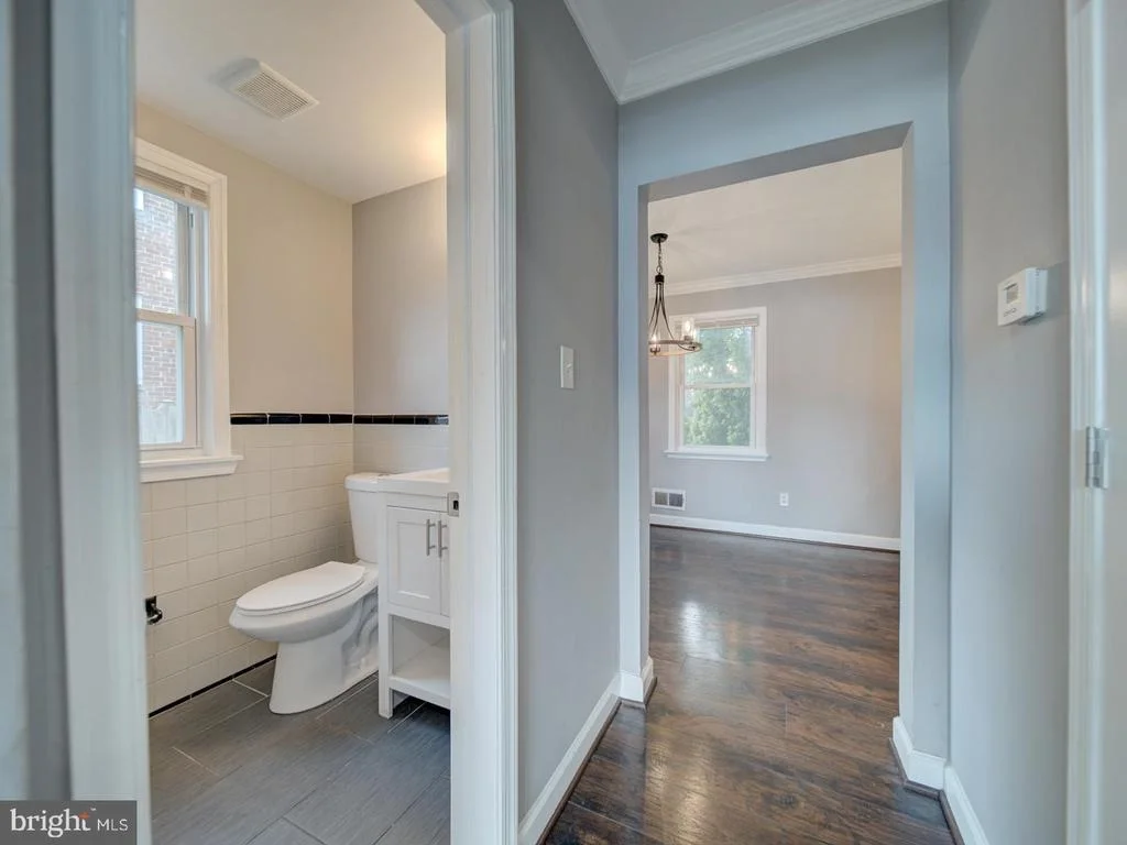 Photo of 2407 SAINT CLAIR DRIVE