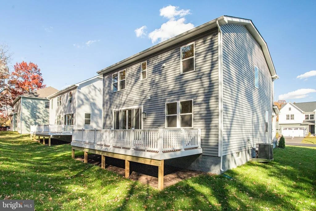 Photo of 2812 WHITE TAIL DRIVE