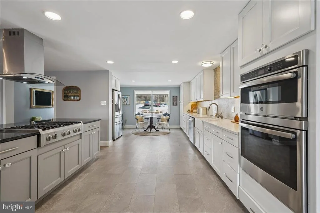 Photo of 9500 HOLSEY ROAD