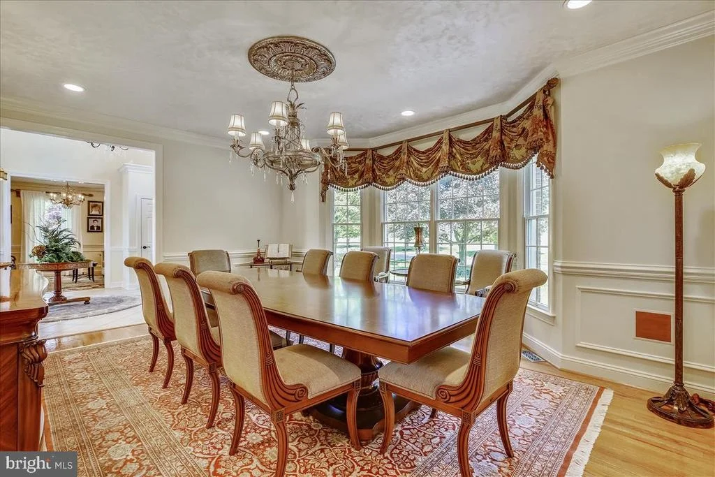 Photo of 21129 GOLF ESTATES DRIVE