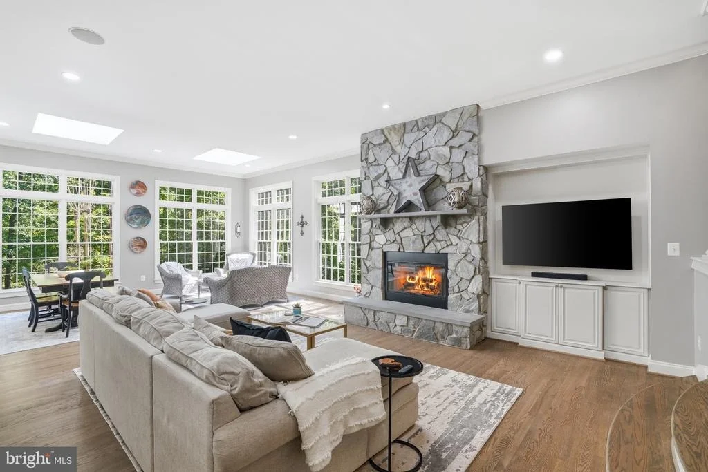 Photo of 1133 SPRINGVALE ROAD
