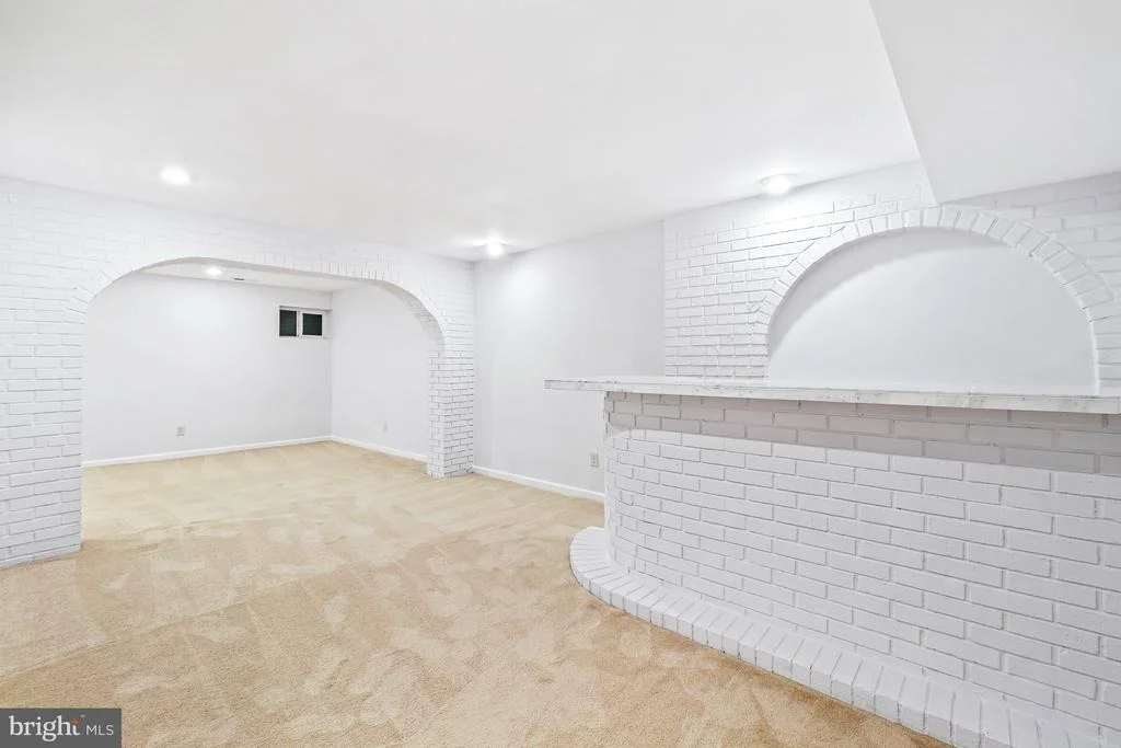 Photo of 28 REDDING RIDGE DRIVE