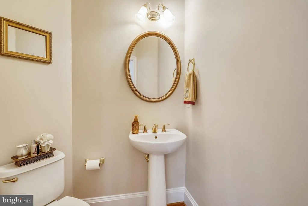 Photo of 24701 FARMVIEW LANE