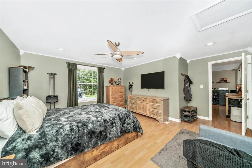 Photo of 5696 PEBBLE DRIVE