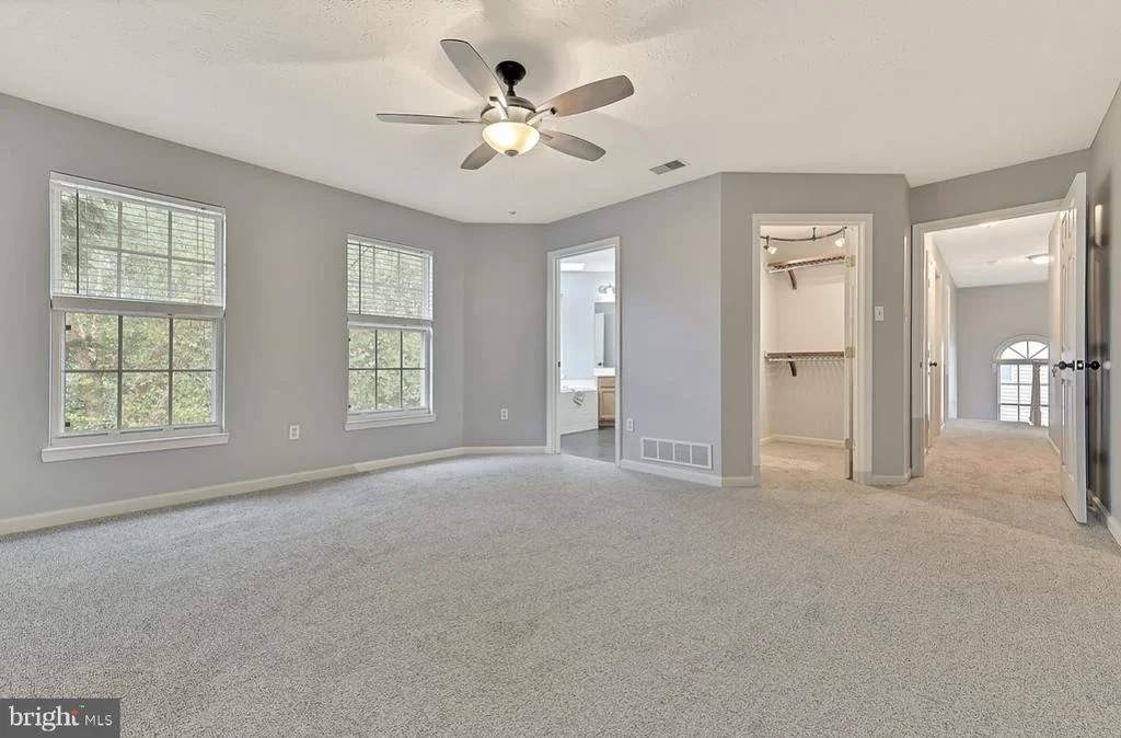 Photo of 620 ANGELWING LANE