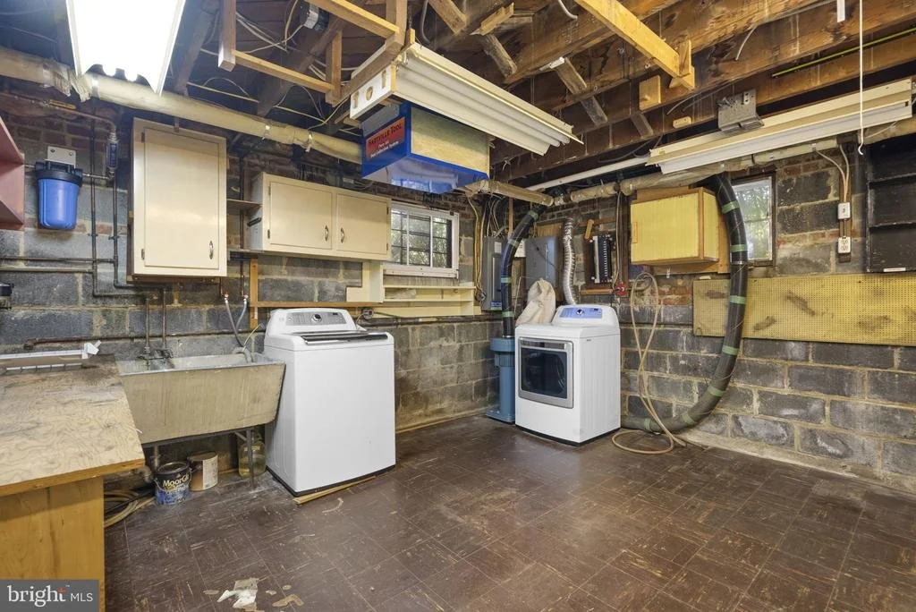 Photo of 19 INDIAN SPRING DRIVE