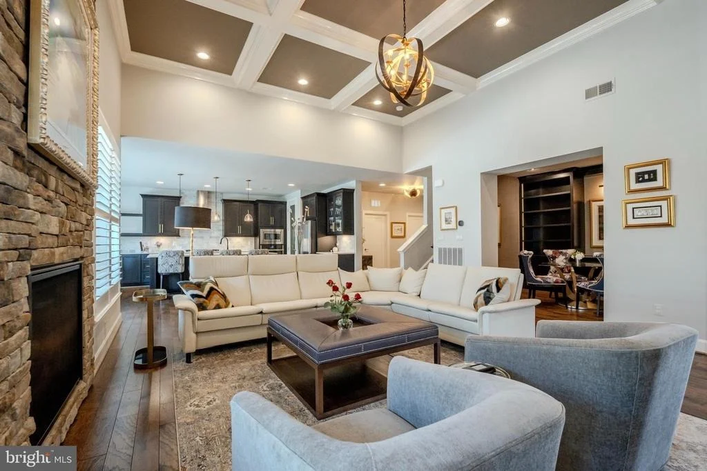 Photo of 42863 BEAVER CROSSING SQUARE