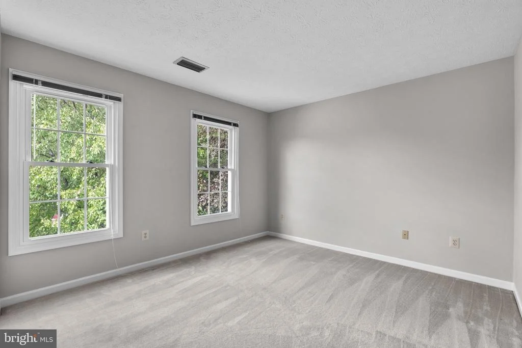 Photo of 9571 KINGS GRANT ROAD