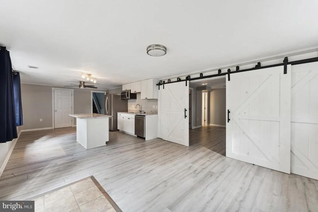 Photo of 9238 LIMESTONE PLACE