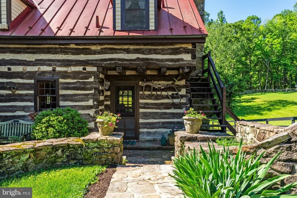 Photo of 6143 COON TREE ROAD