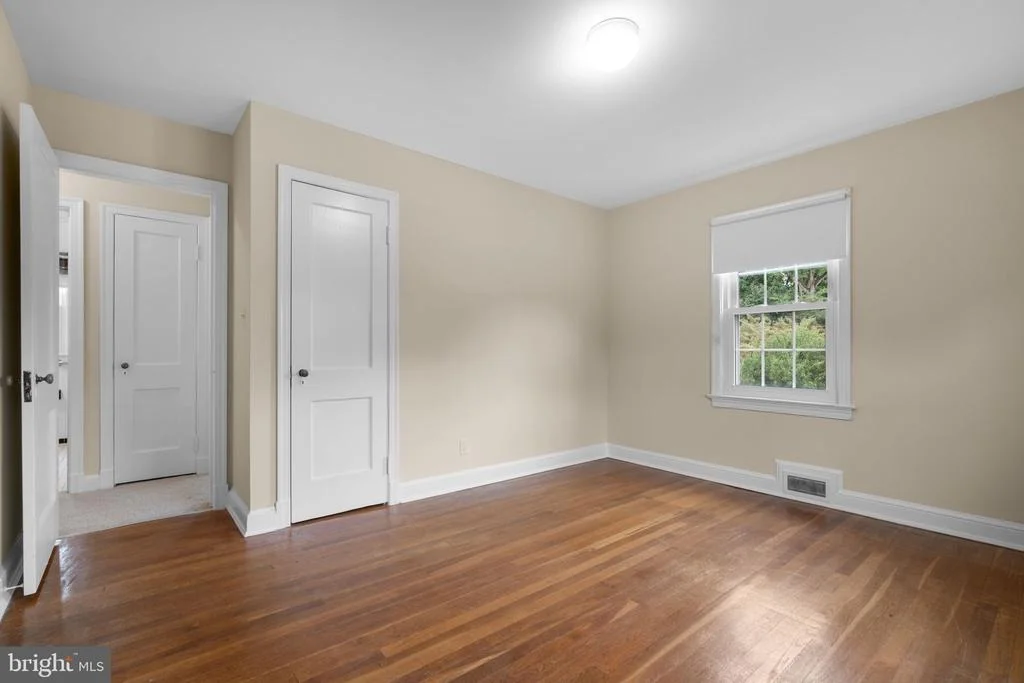 Photo of 319 SAINT LAWRENCE DRIVE