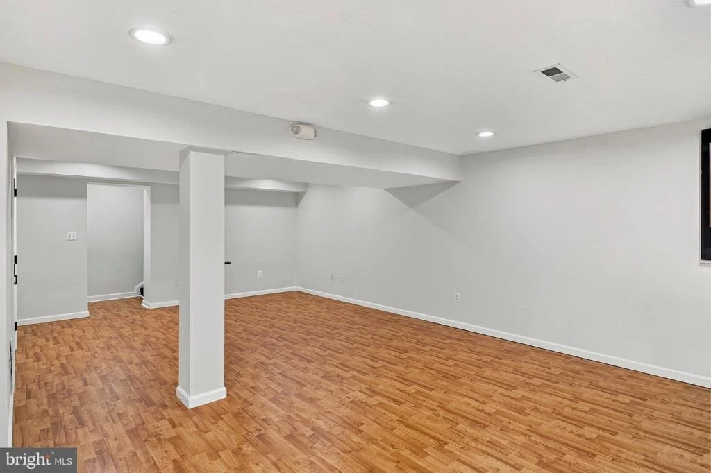 Photo of 1007 HARBOR DRIVE