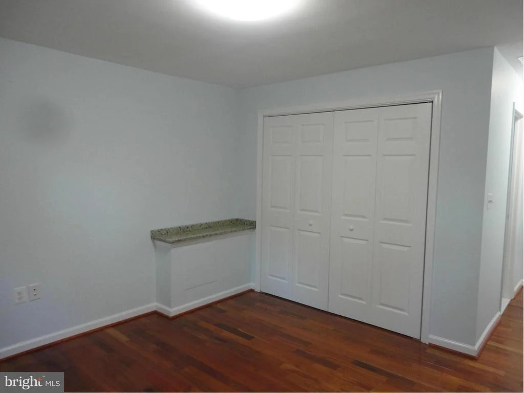 Photo of 6101 MAIN STREET