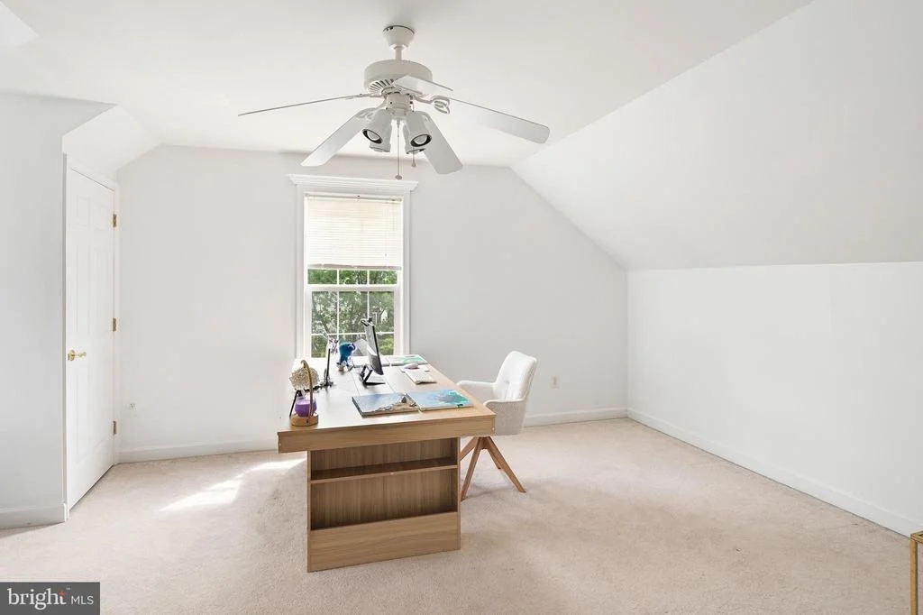 Photo of 6106 CHALLEDON CIRCLE