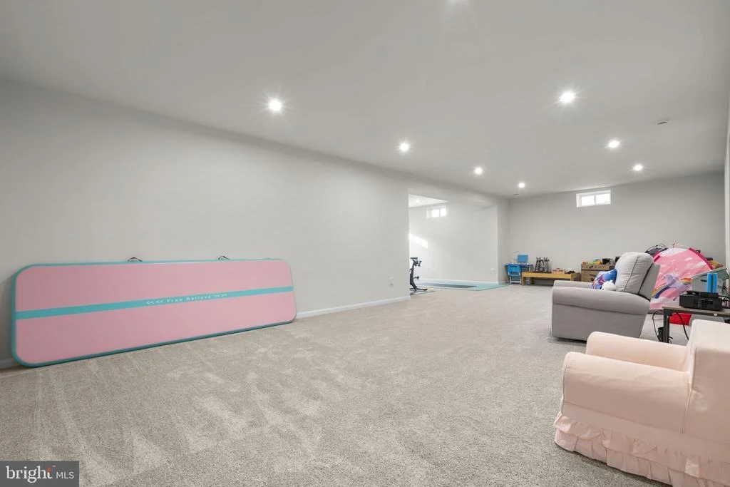 Photo of 68 SNOWDROP DRIVE
