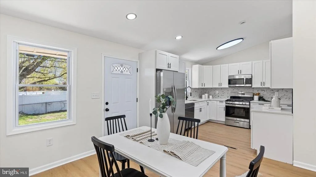 Photo of 3901 TIVERTON ROAD