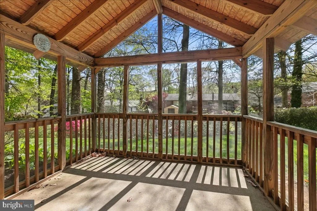 Photo of 5517 SOUTHAMPTON DRIVE