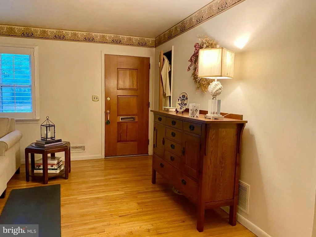 Photo of 418 MIDSTREAMS ROAD