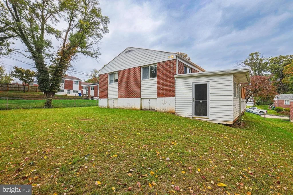 Photo of 5919 WINNER AVENUE