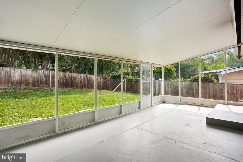 Photo of 811 KENBROOK DRIVE