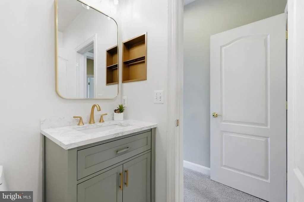 Photo of 729 CRISFIELD WAY