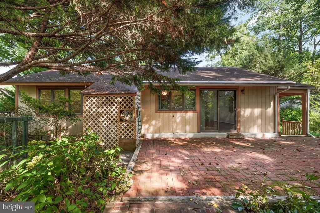 Photo of 6014 STEVENS FOREST ROAD