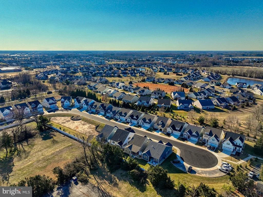 Photo of 33768 CATCHING COVE COURT