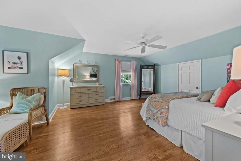 Photo of 304 CEDARCROFT ROAD
