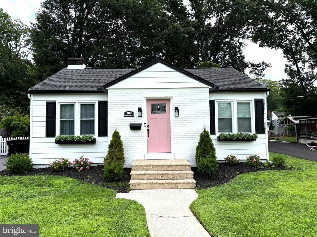 Photo of 309 WASHINGTON AVENUE
