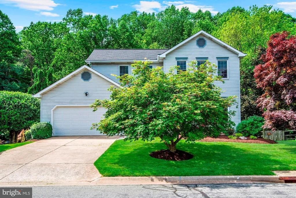 Photo of 1313 CROCKETT LANE