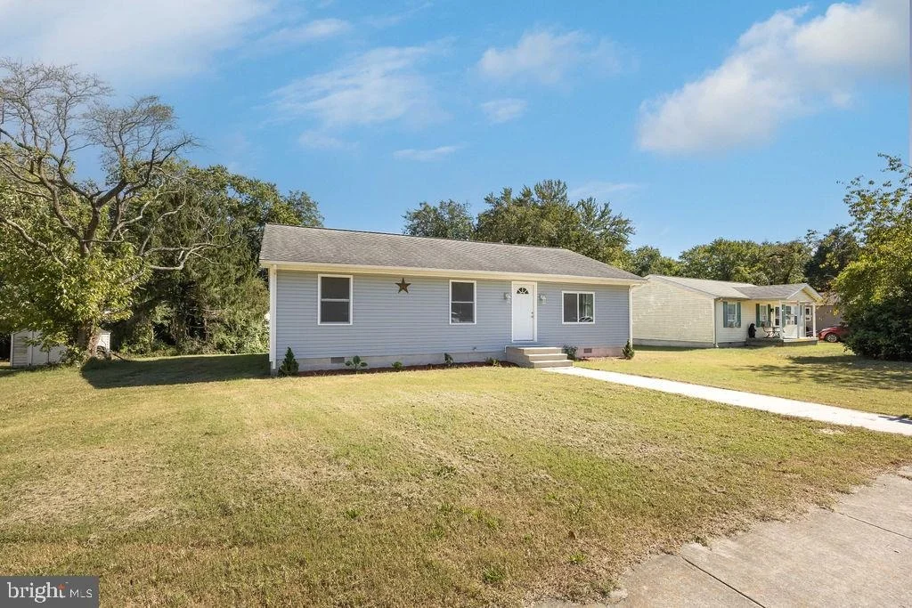 Photo of 813 PRICE ROAD