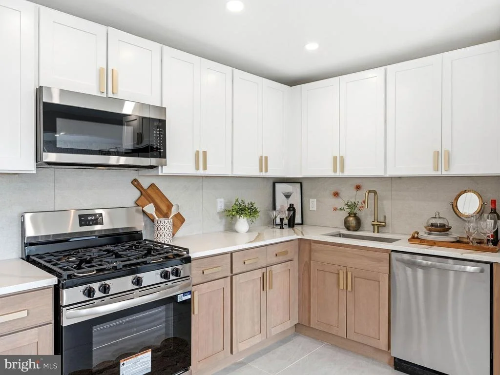 Photo of 206 RAMBLEWOOD
